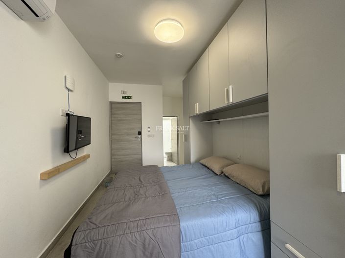 Image No.6-3 Bed Property for sale