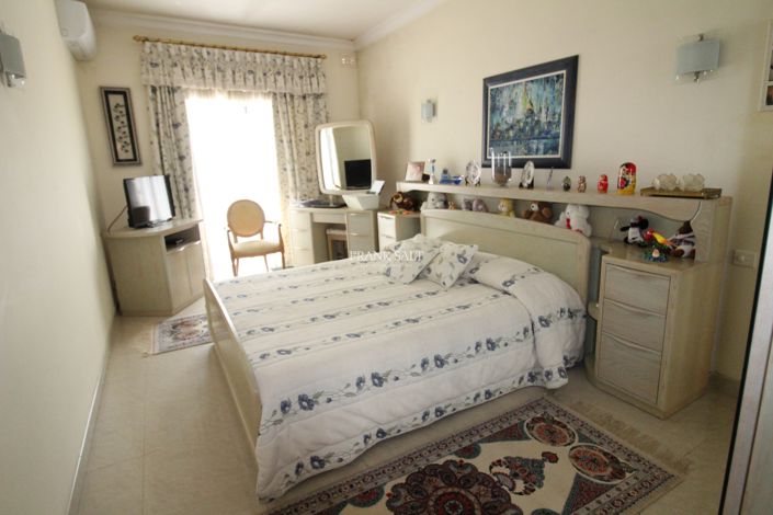 Image No.6-Propriété de 3 chambres à vendre à Swieqi