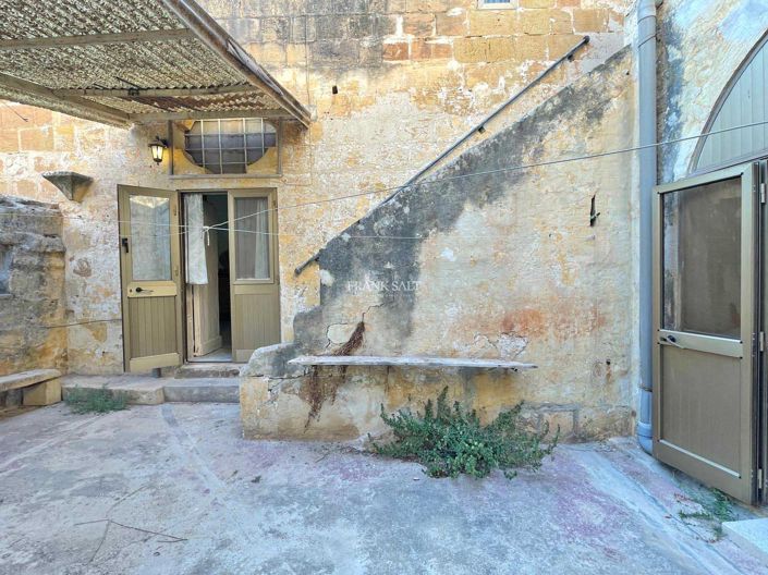 Image No.2-3 Bed Property for sale
