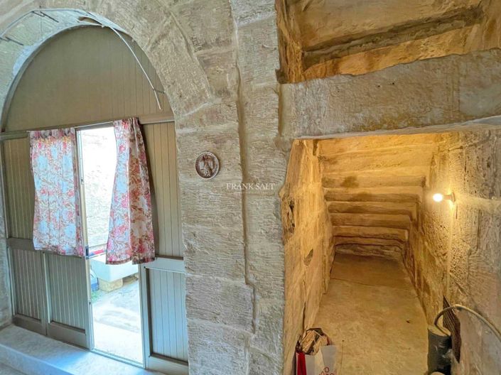 Image No.7-3 Bed Property for sale