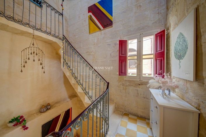 Image No.6-2 Bed Property for sale