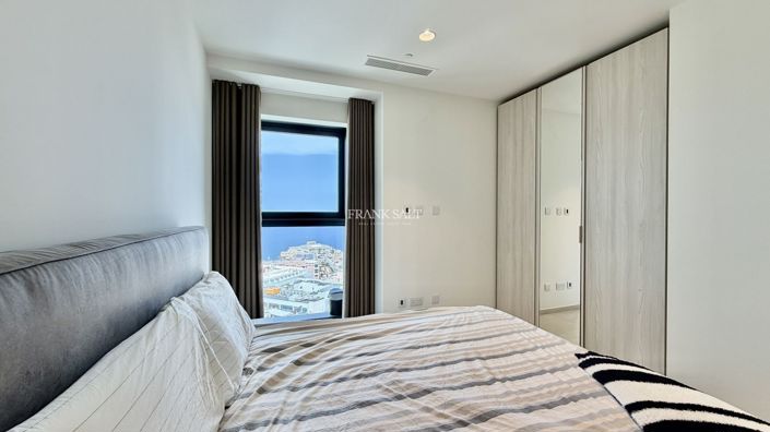 Image No.13-1 Bed Property for sale