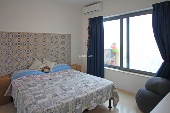 Image No.3-Propriété de 1 chambre à vendre à St Julians