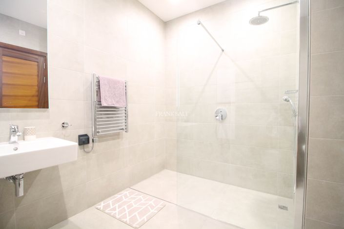 Image No.9-Propriété de 1 chambre à vendre à Malta