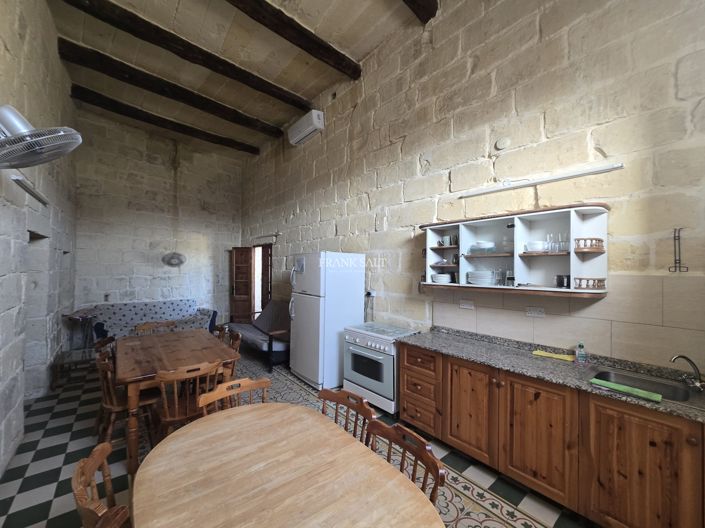 Image No.19-Propriété de 5 chambres à vendre à San Lawrenz