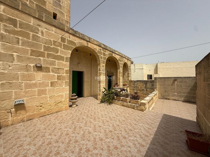 Image No.5-Propriété de 3 chambres à vendre à Xewkija
