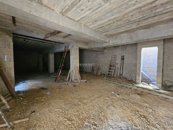 Image No.10-Propriété de 7 chambres à vendre à Gozo