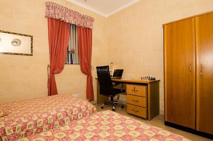 Image No.7-Propriété de 2 chambres à vendre à Ghajnsielem