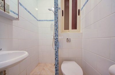 ee94ad72-113d-4f33-93dd-8cd09f524494