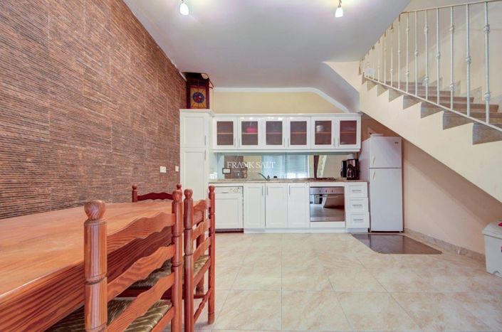 Image No.2-Propriété de 2 chambres à vendre à Marsalforn