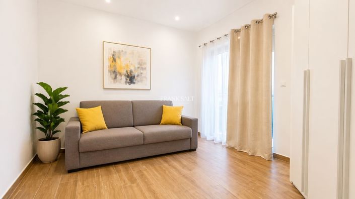 Image No.7-1 Bed Property for sale