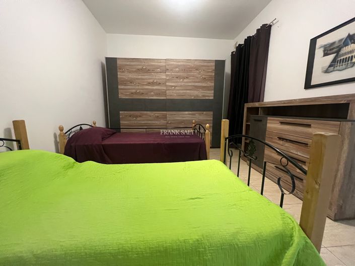 Image No.4-Propriété de 3 chambres à vendre à Zabbar