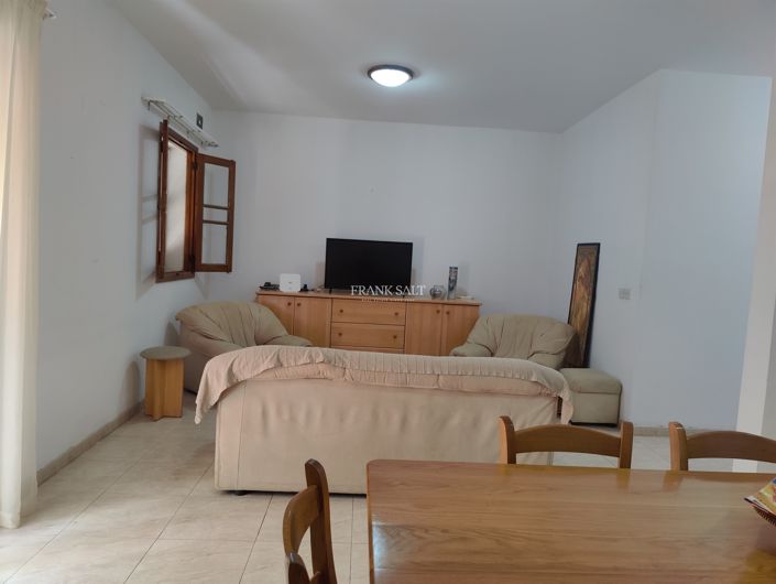 Image No.2-2 Bed Property for sale