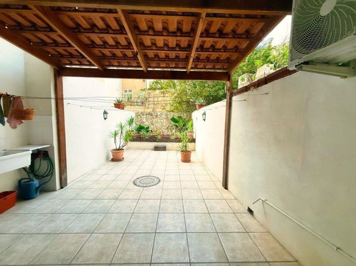 Image No.16-3 Bed Property for sale
