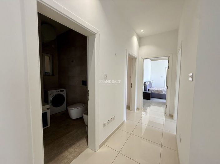 Image No.6-3 Bed Property for sale