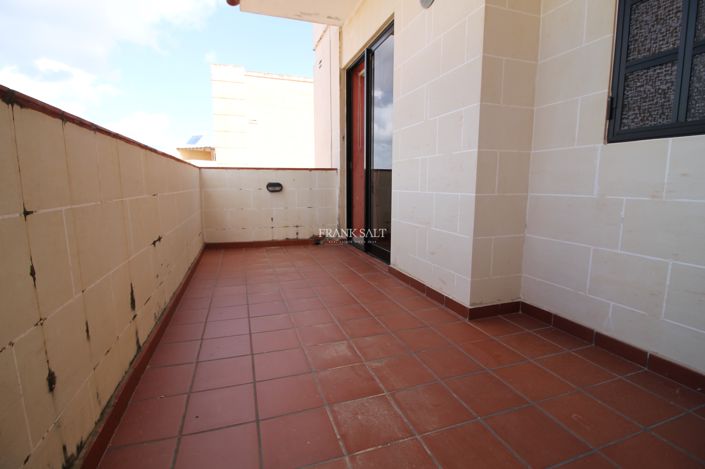 Image No.16-3 Bed Property for sale