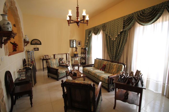 Image No.2-3 Bed Property for sale