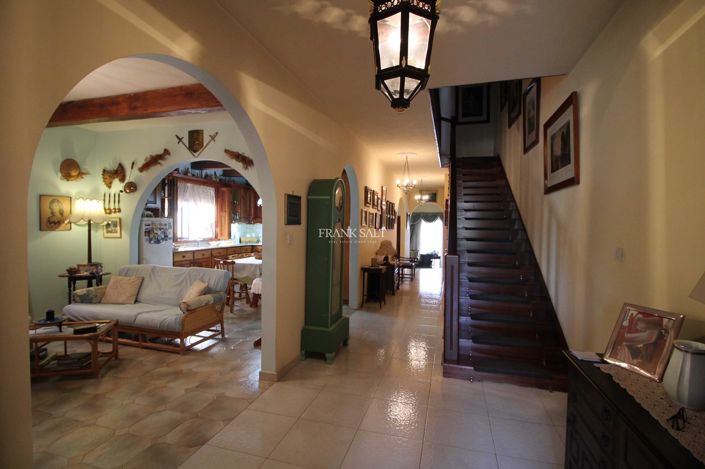 Image No.7-3 Bed Property for sale