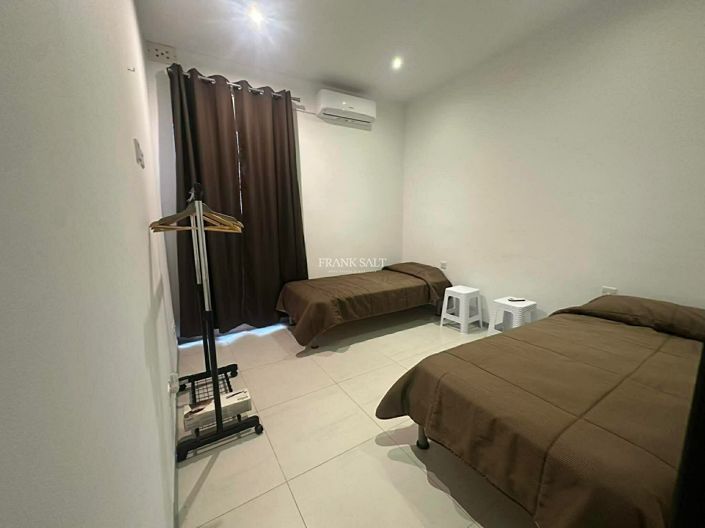 Image No.7-3 Bed Property for sale
