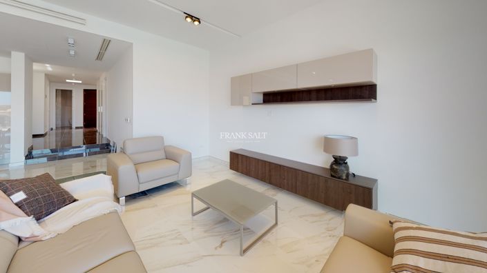 Image No.10-2 Bed Property for sale