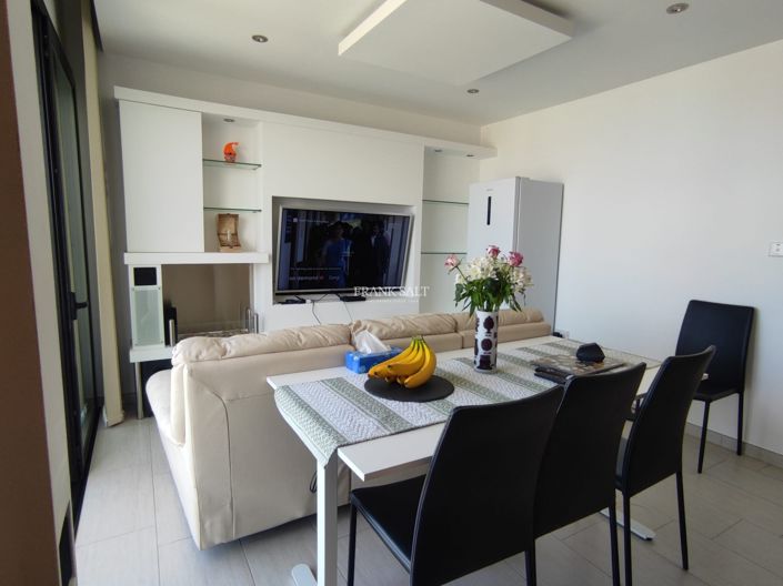 Image No.2-3 Bed Property for sale