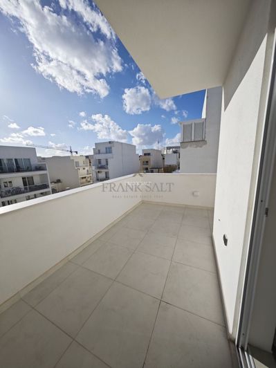 Image No.8-Propriété de 1 chambre à vendre à Gzira