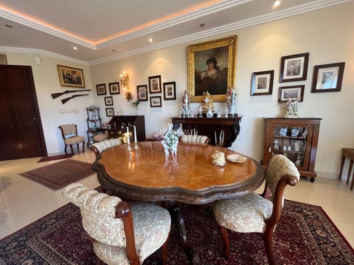 Image No.2-2 Bed Property for sale