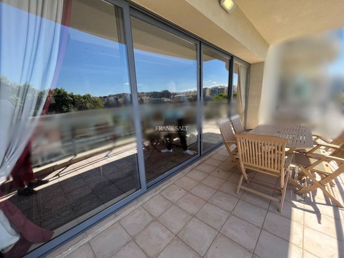 Image No.8-2 Bed Property for sale