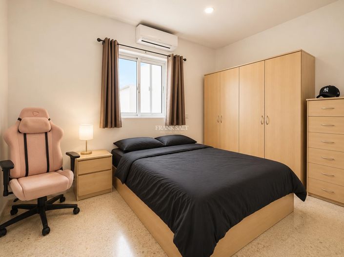Image No.2-1 Bed Property for sale
