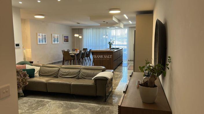 Image No.2-3 Bed Property for sale