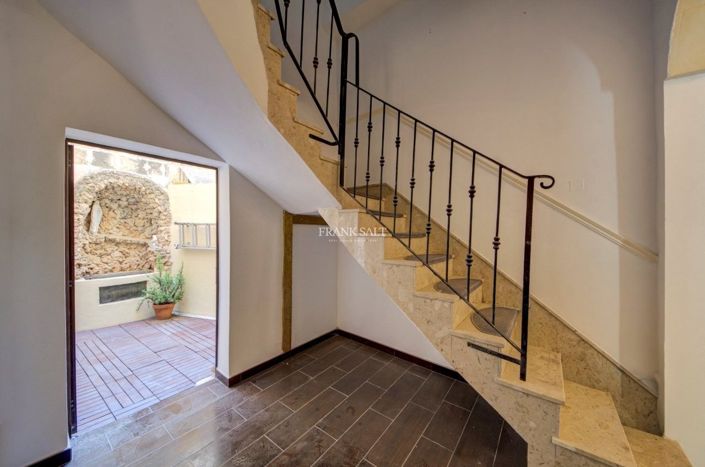 Image No.30-Propriété de 5 chambres à vendre