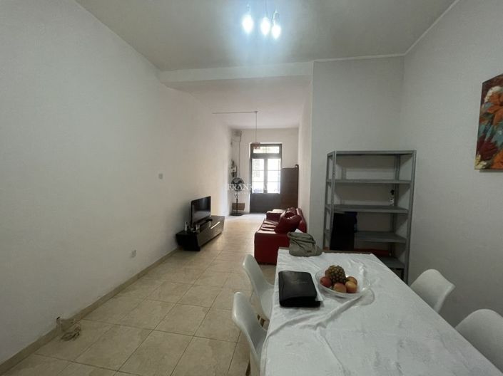 Image No.3-2 Bed Property for sale