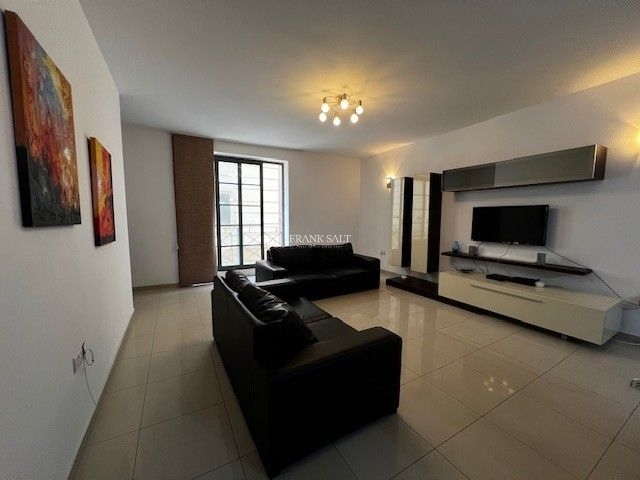 Image No.4-3 Bed Property for sale