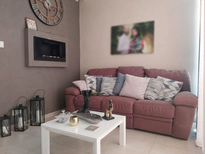 Image No.7-3 Bed Property for sale
