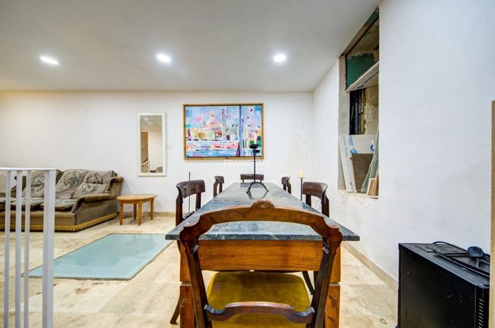 Image No.5-3 Bed Property for sale
