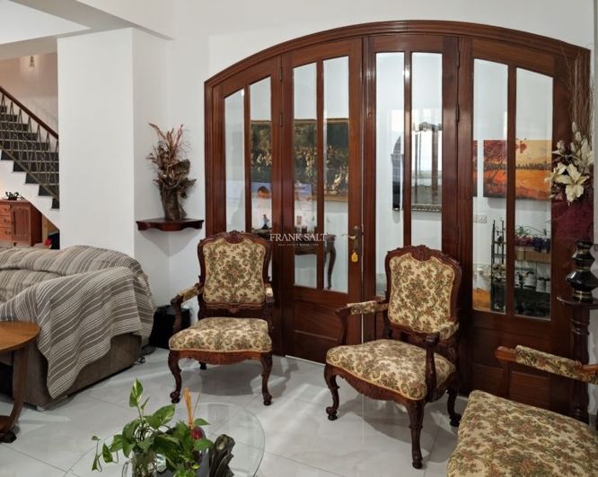 Image No.2-Propriété de 3 chambres à vendre à Birkirkara