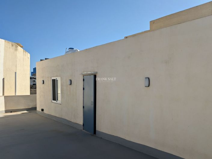 Image No.4-Propriété de 3 chambres à vendre à Birkirkara