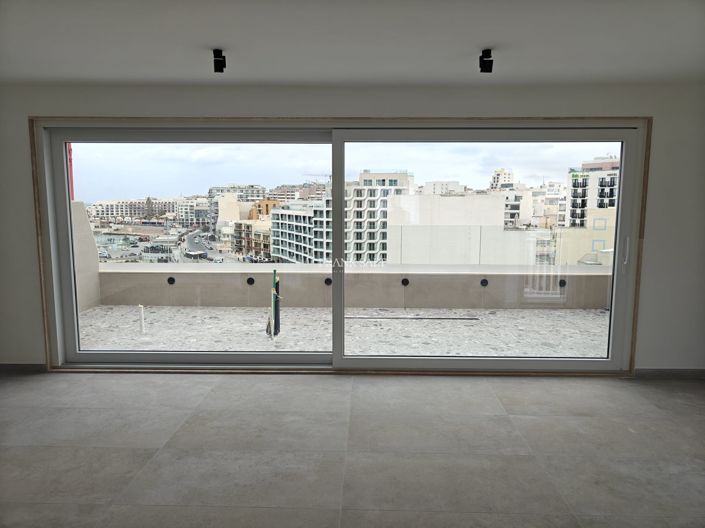 Image No.6-1 Bed Property for sale