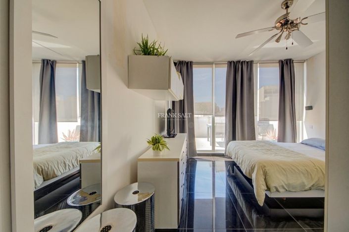 Image No.18-1 Bed Property for sale