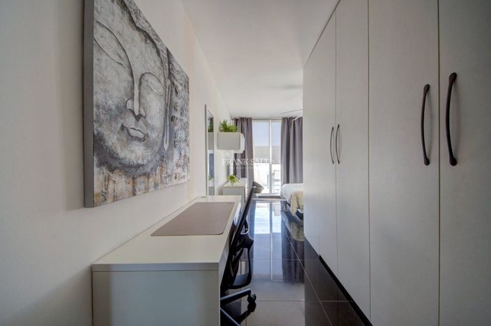 Image No.19-1 Bed Property for sale