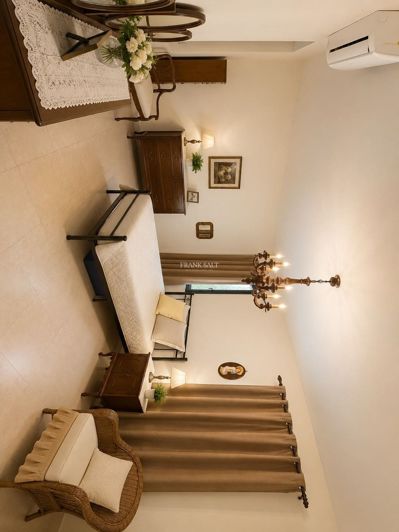 Image No.9-4 Bed Property for sale