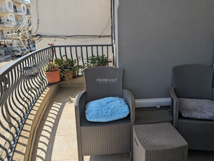Image No.9-Propriété de 3 chambres à vendre à Zejtun