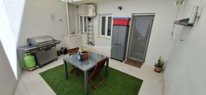 Image No.7-3 Bed Property for sale