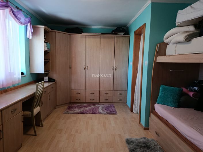 Image No.6-Propriété de 3 chambres à vendre à Xemxija
