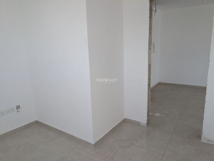 Image No.12-1 Bed Property for sale