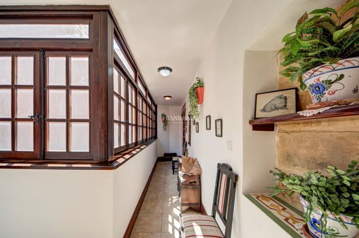 Image No.23-3 Bed Property for sale