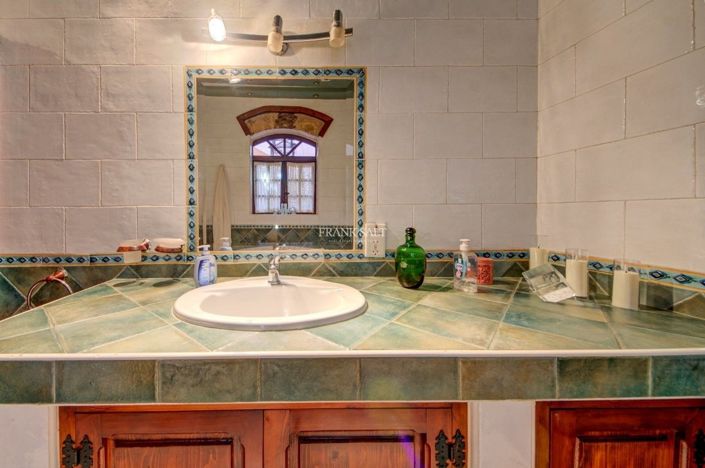 Image No.33-3 Bed Property for sale