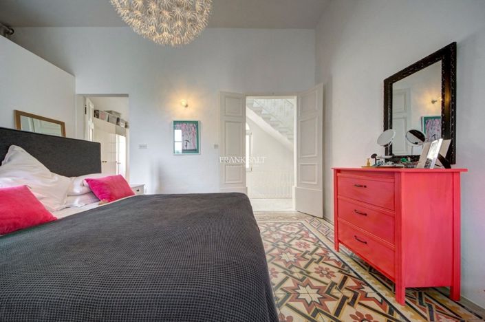 Image No.18-Propriété de 4 chambres à vendre à Sliema