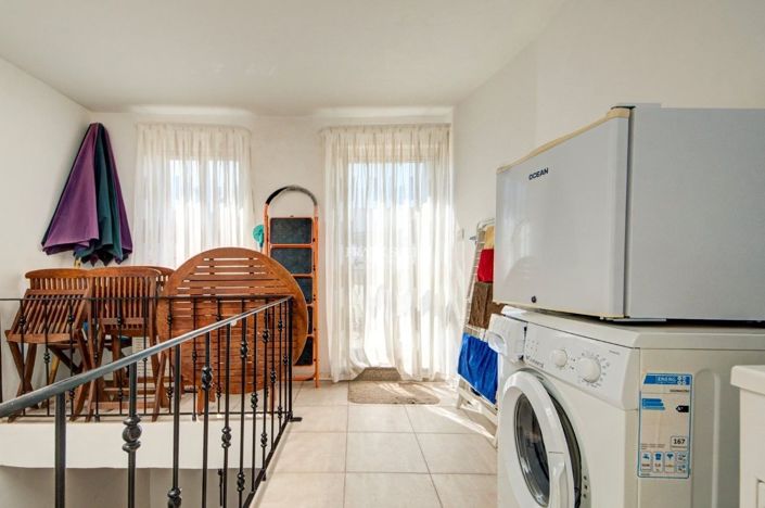 Image No.23-2 Bed Property for sale