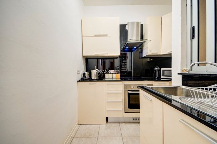 Image No.4-2 Bed Property for sale